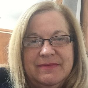 Meet your Posher, Marianne